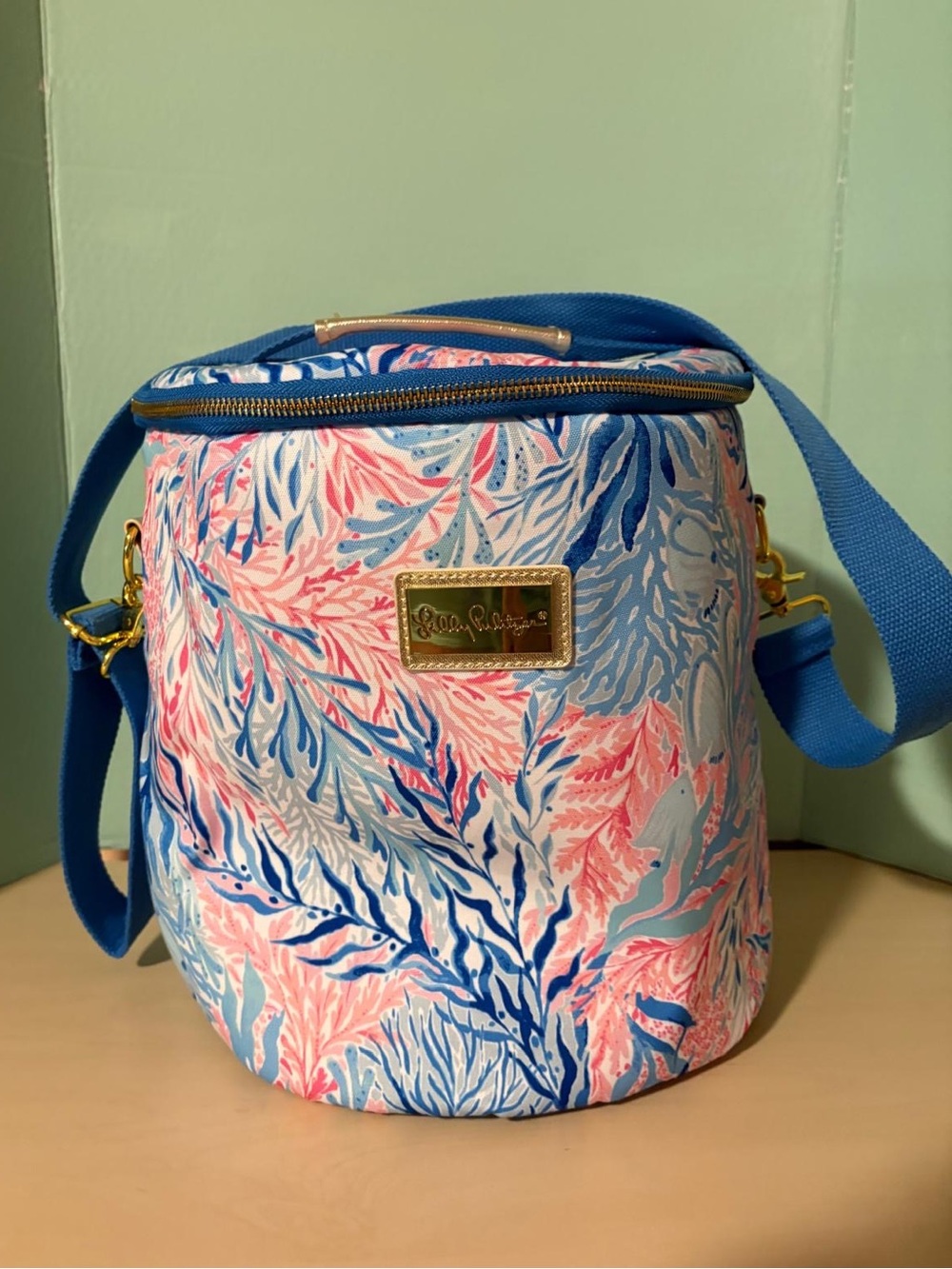 Lilly Pulitzer Beach Cooler Kaleidoscope Coral Insulated Round Cooler Bag